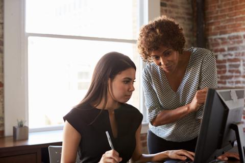 Go to article College Grads: Tailoring Your First Tech Résumé for Max Impact